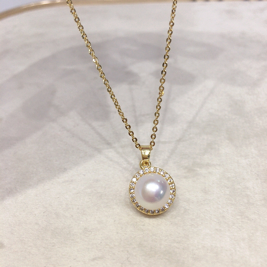 Freshwater Pearl Pendant Necklace