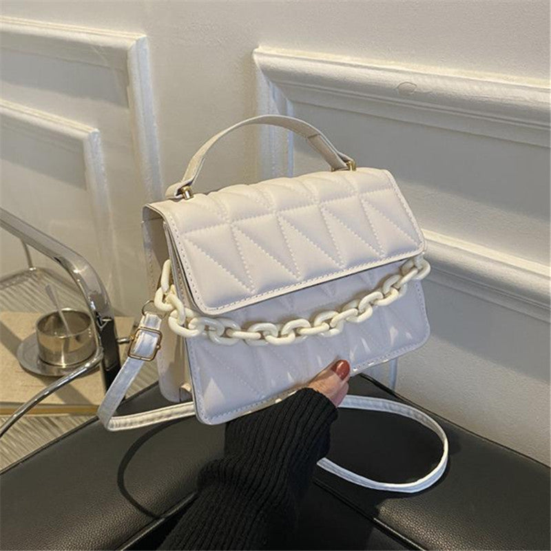 Bag with Magnetic Closure