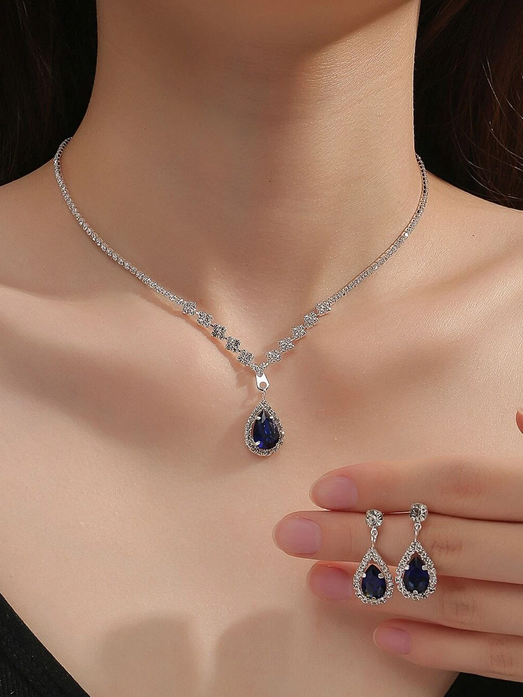 Droplet Necklace and Earring Set